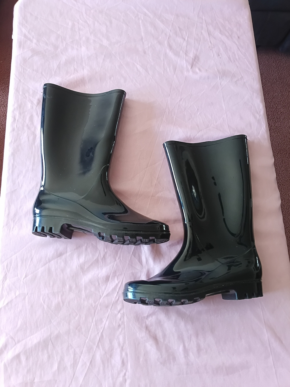 Time and Tru Women's Glossy Black Rain Boots Size 9